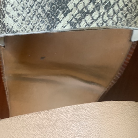 DOLCE VITA Beige Snakeskin 1/2" Platform Parni Square Toe Leather Sandals - Picture 9 of 12